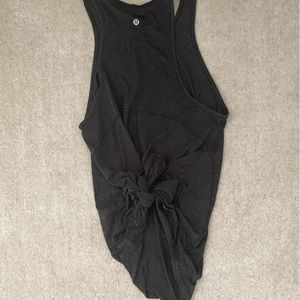 like new black tie back long lulu tank